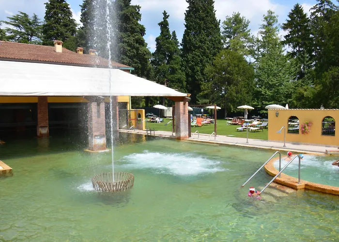 Parco Termale Di Dei Cedri לאזיסה